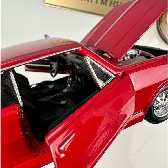 1965 Chevy Malibu SS, Red - Maisto 31258 - 1/24 Scale Diecast Model Toy Car - Picture 9 of 14